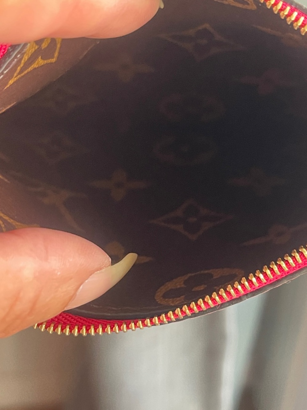 Louis Vuitton Neverfull BB Inside
Out Pondichery Pouch - Picture 5 of 5